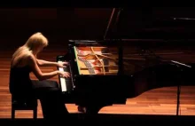 Ukraińska pianistka Valentina Lisitsa grająca utwór Hungarian Rhapsody No. 2