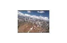 Niesamowite widoki gór Chile nakręcone z kabiny szybowca