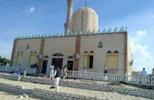 Zamach na meczet w Egipcie. Co najmniej 155 osób zginęło.