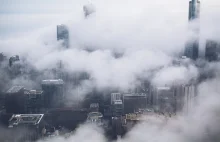 Niezwykłe zdjęcia przedstawiające Chicago pełne mgły