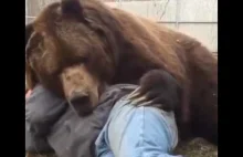 Przytulanko z Niedźwiedziem