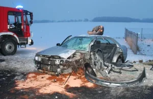 Pijany ucieka przed policją i powoduje wypadek. Odpowie za usiłowanie zabójstwa