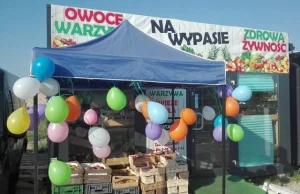 Mały warzywniak zlikwidował problem plastiku. To coś, czego markety nie umieją.