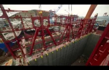 Budowa 400-metrowego statku