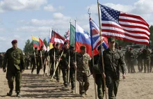 MON Rosji: NATO przegrupowuje siły i przygotowuje się do wojny z Rosją