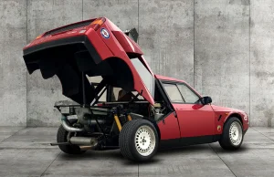 Lancia Delta S4 Stradale - drogowa wersja potężnej rajdówki