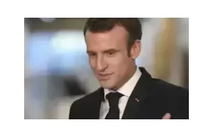 Protesty we Francji. Emmanuel Macron wycofuje się z podwyżek