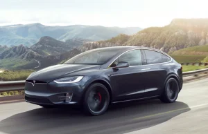 Tesla Model X najbezpieczniejsza na świecie. „Nie ma możliwości wywrócenia...