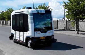 Autobusy bez kierowców dopuszczone do ruchu w Helsinkach