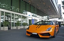 Ultra-drogie samochody na ulicach Zurychu