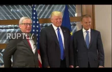 Tusk kompromituje się przy Trumpie.