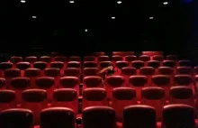 Samotni w kinie - łączcie się!