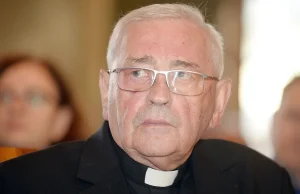 Bp Pieronek nie ma racji. Kościół zapłaci za księży-pedofili.