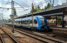 Koleje Śląskie przepraszają podróżnych, których nie dowieźli na defiladę