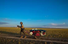Polak jako pierwszy człowiek w historii samotnie przeszedł pustynię Gobi
