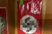 Swastyki i wizerunek Hitlera sprzedawano w sklepie z ceramiką
