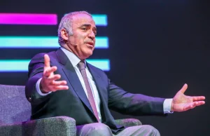 Garri Kasparow: „Stalin najechał Polskę jako sojusznik Hitlera" [ENG]