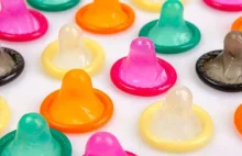 Minister zdrowia żali się na wielkość prezerwatyw. Te z Chin nie...