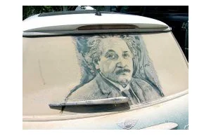Czcionka wzorowana na piśmie Alberta Einsteina