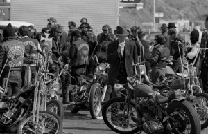 Gang motocyklowy Hells Angels w 1965