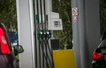Unia obniża ceny paliw, a Polska podnosi