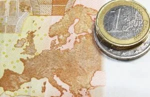 Komisja Europejska cenzuruje monety. Święci bez krzyży