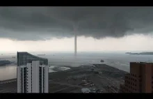 Singapur: Tornado nad wodą z bliska! 11 maja 2019 r