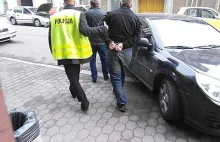 Samozwańczy szeryf zajechał drogę i wyciągnął broń. A w środku... policjanci