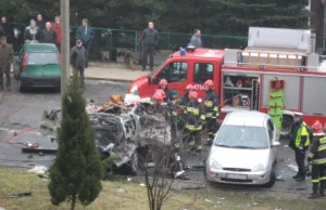 Eksplozja gazu w aucie przed szkołą.