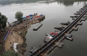 Uruchomienie awaryjnego rurociągu w Warszawie przełożone na poniedziałek