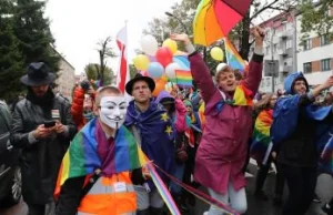 Kulisy marszów LGBT: „Opłacamy pociąg, nocleg i jeszcze dostajecie dietę”!