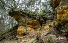 Niezwykłe formacje skalne w rezerwacie Skałki Piekło pod Niekłaniem