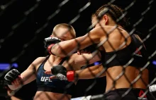 UFC 223: Joanna Jędrzejczyk przegrała po wojnie w stójce. Nieudany rewanż...