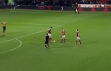 Pomyslowy rzut wolny pilkarzy Nottingham Forest - Wideo