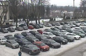 Totalna blokada parkingu. Mistrzowie kierownicy zjechali do Wejherowa [ZDJĘCIA]