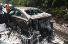 Śluzice zaatakowały samochody po wypadku na autostradzie