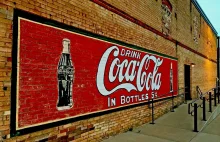 Coca-Cola pozwana za stosowanie taktyk koncernów tytoniowych