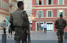 Francja: Żołnierze poszli do McDonalda, w tym czasie ktoś ukradł im broń