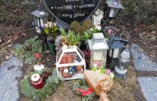 Ebba Akerlund's grave vandalized by Illegal migrant - repeatedly