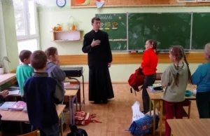 Polscy uczniowie nie chcą chodzić na religię!