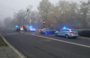 Pijani Ukraińcy zniszczyli latarnię. Żaden nie przyznaje się do prowadzenia.