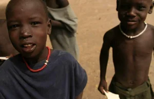 Samorządowcy służbowo oglądali biedę w Afryce