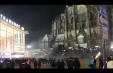 Protesty w Niemczech po atakach na kobiety w Kolonii