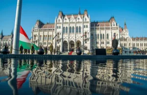 Węgry: parlament przyjął rezolucję o poparciu Polski
