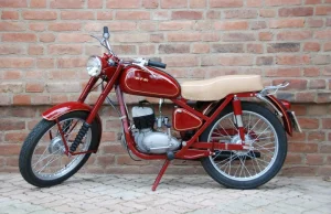 WFM M06 - solidny i prosty motocykl z PRL-u