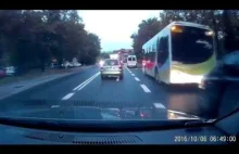 Dlaczego kierowcy nie lubią busiarzy? BUS Krzeszowice KRAxx667 w Krakowie...