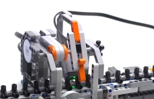 Maszyna Turinga zbudowana z klocków lego!