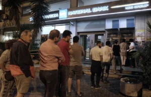 Grecy rzucili się na bankomaty. To co się tutaj dzieje jest przesadą.