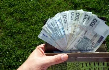 Rada Ministrów proponuje podniesienie płacy minimalnej do 2220 zł