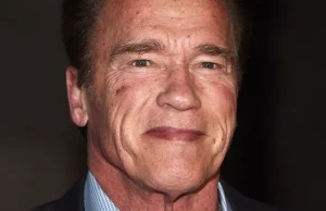 Arnold Schwarzenegger operowany na otwartym sercu